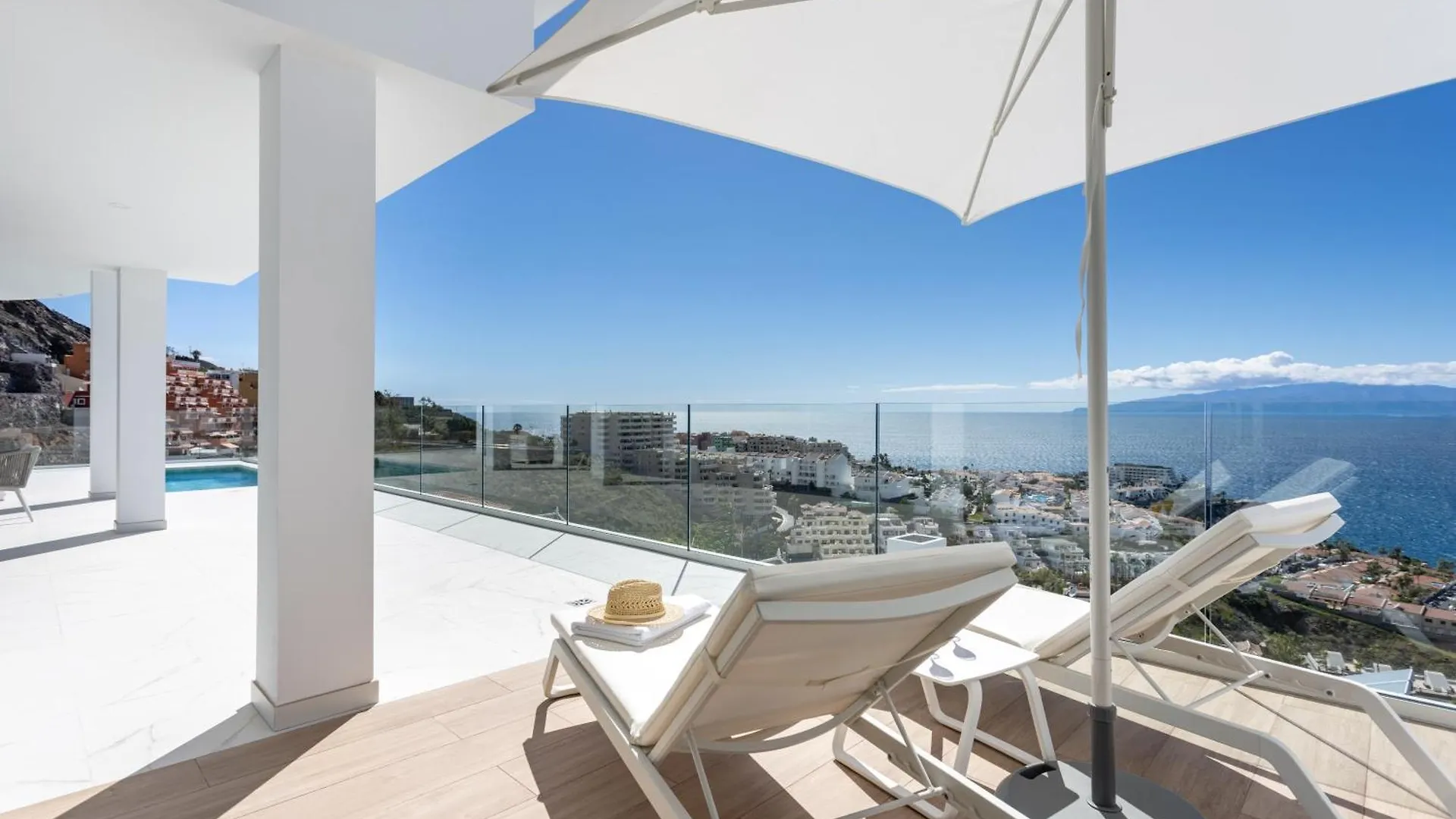Crystal I Luxury Apartments By Enjoyahome Acantilado de los Gigantes 0*,  Espagne