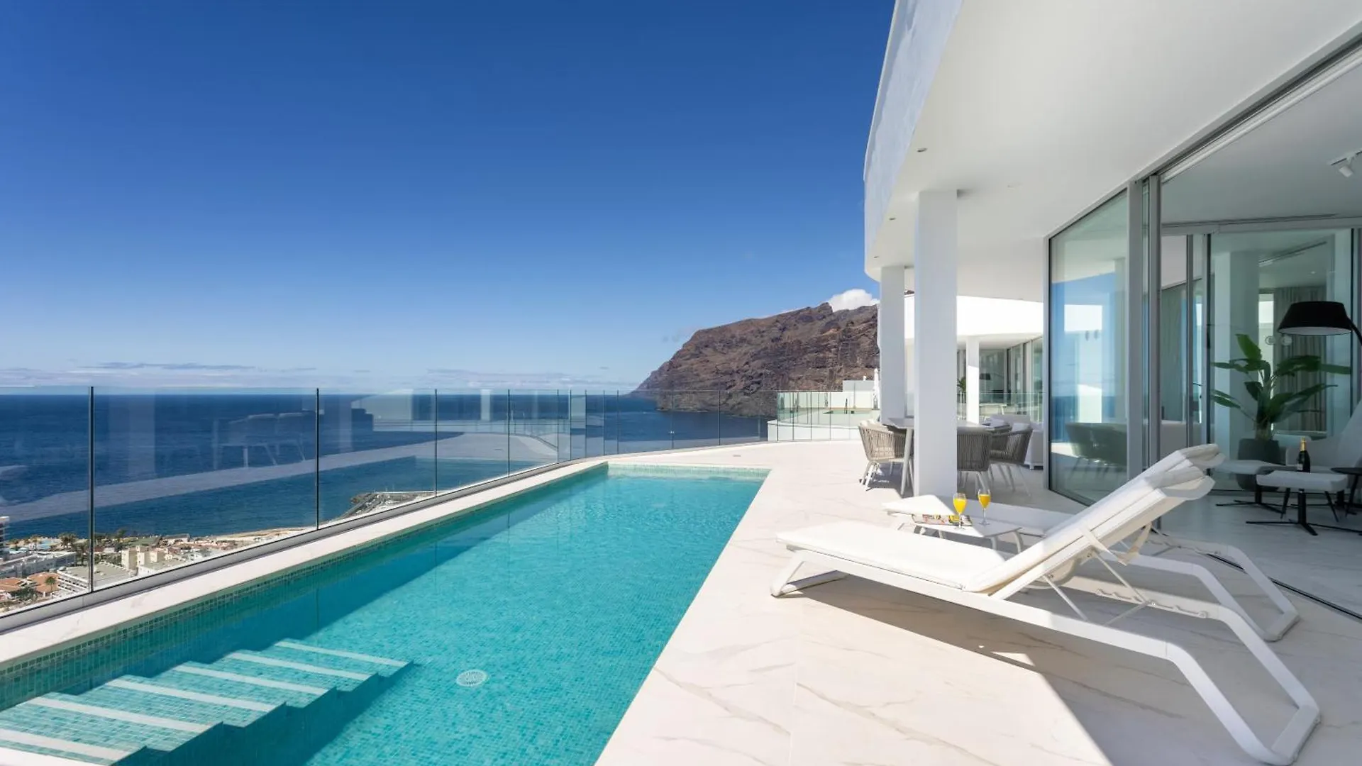 Crystal I Luxury Apartments By Enjoyahome Acantilado de los Gigantes