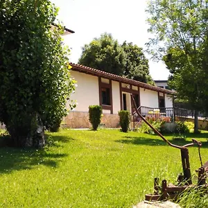 Makala Apartamentuak Villa Zarautz